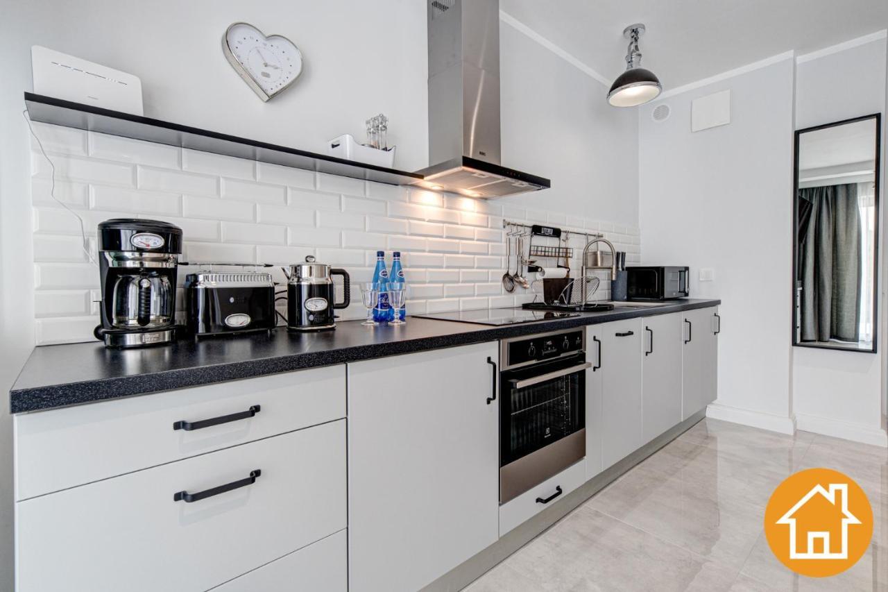 Apartamenty Baltikus เมียนซิดดรอแย ภายนอก รูปภาพ